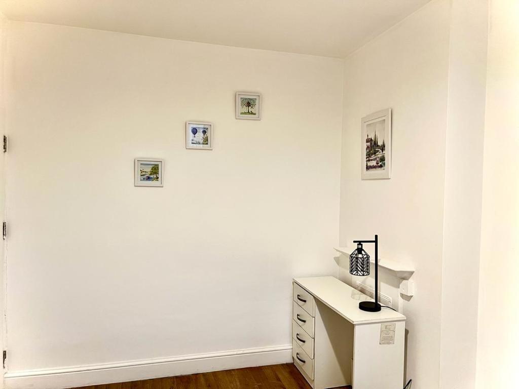 Shadwell Holiday Rooms London Eksteriør bilde
