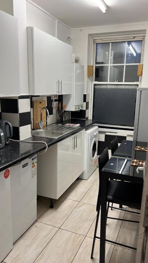 Shadwell Holiday Rooms London Eksteriør bilde